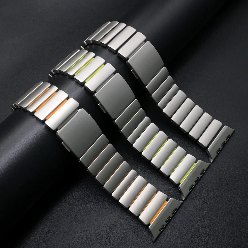 AeroStrap - Titanium Magnetic Apple Band
