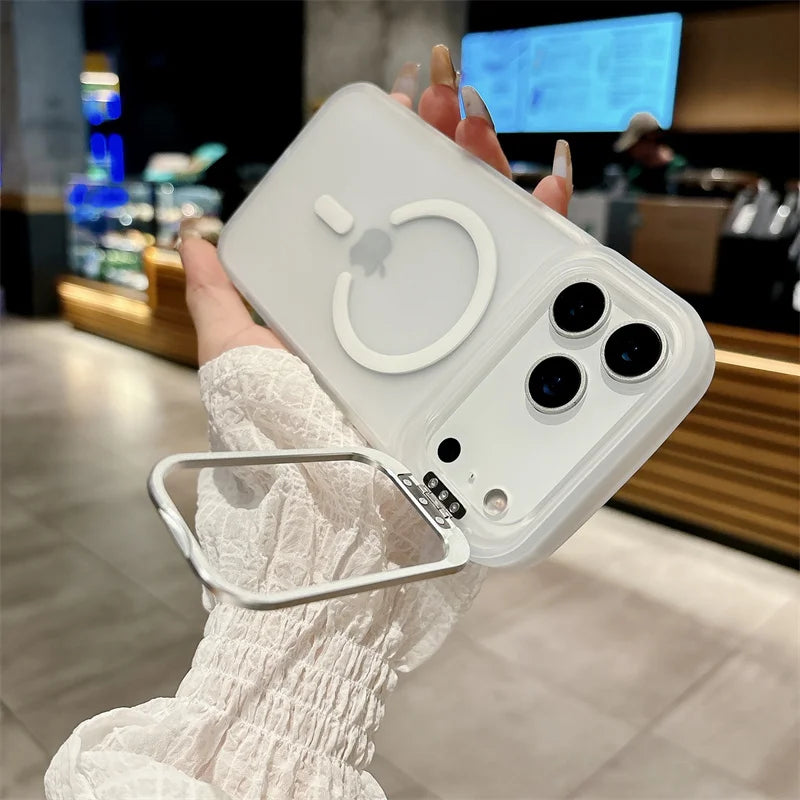 MagClear Pro – Magnetic Glass Kickstand Case