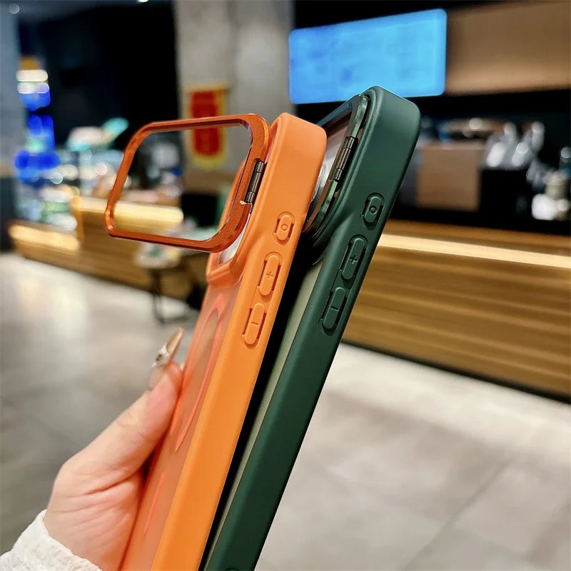 MagClear Pro – Magnetic Glass Kickstand Case